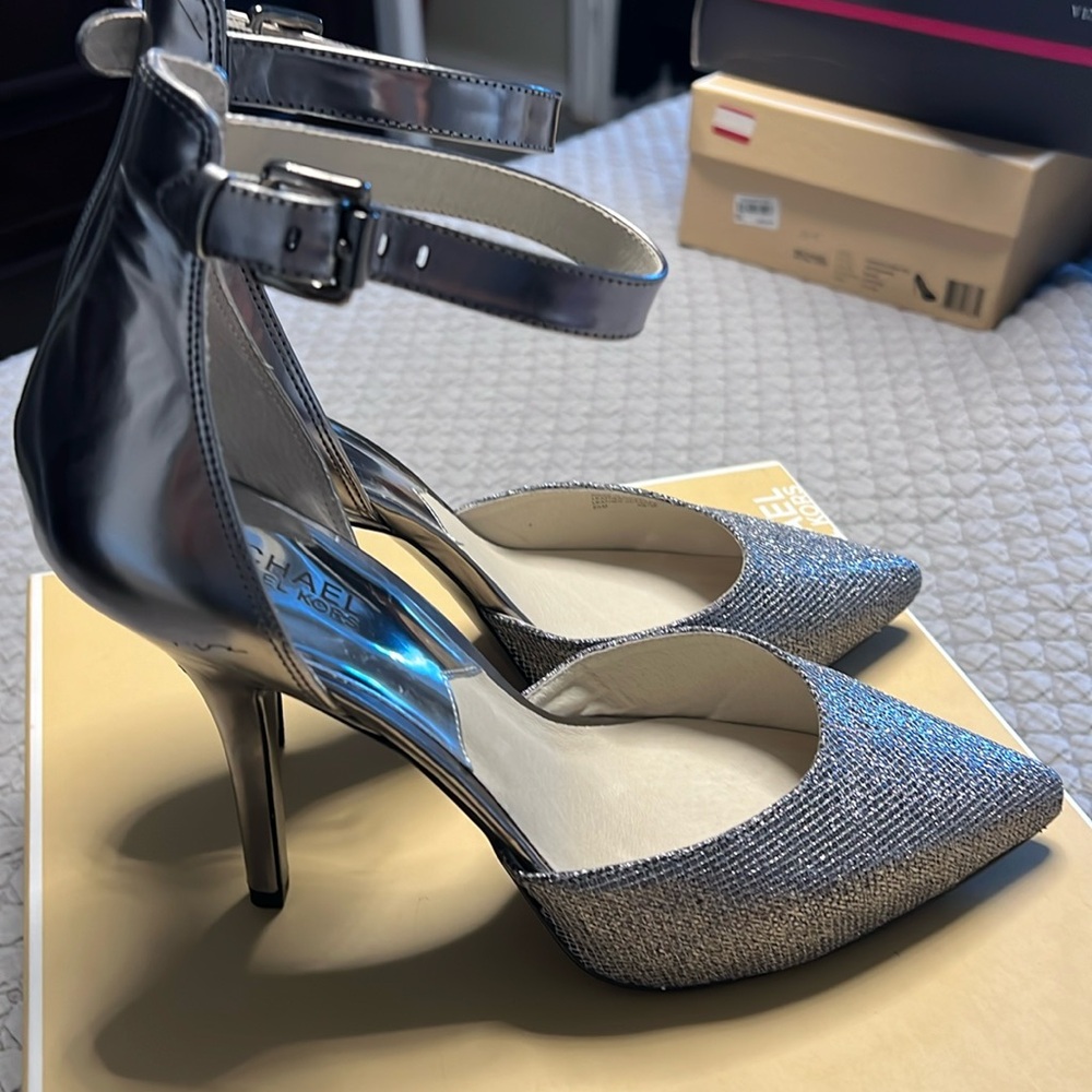 💎 Michael Kors Brena Ankle Strap Pumps